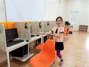 grade4studenttesla 300x224