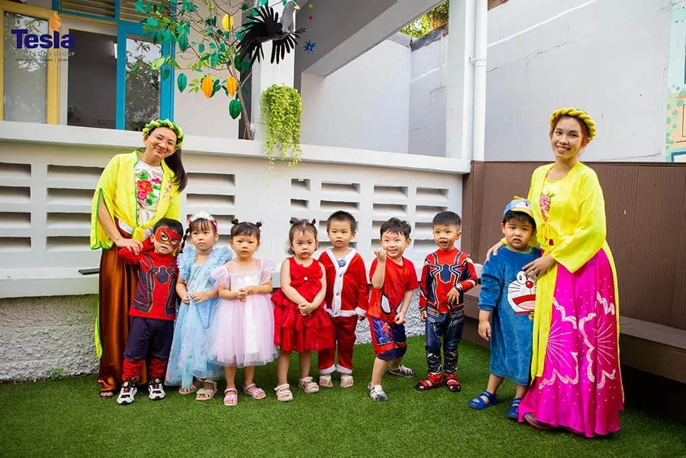 truong mam non quoc te tesla field trip homes 1