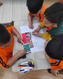 Celebrations.huan long  triet dang 240x300