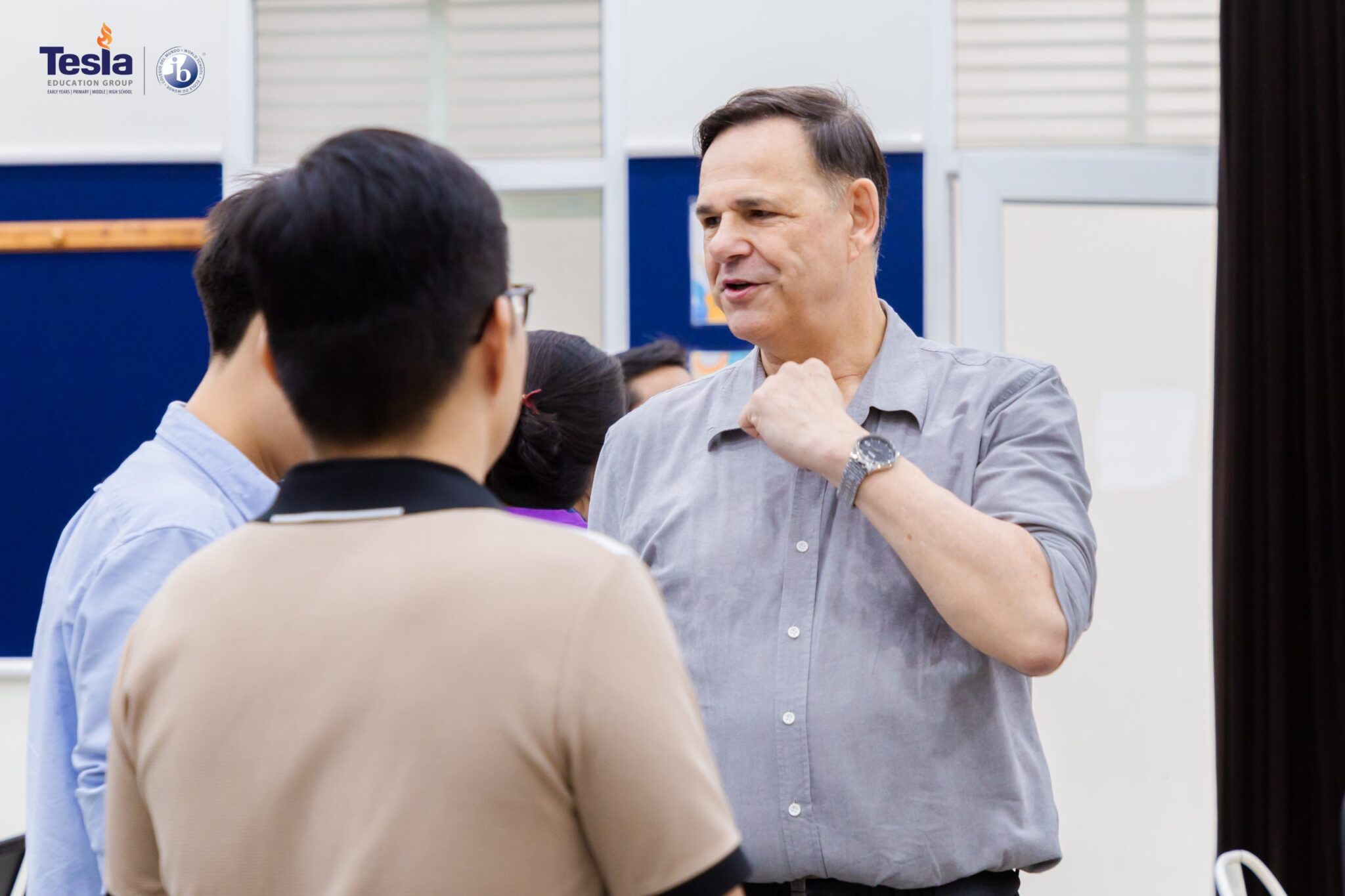 School Orientation truong IB  scaled