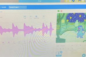 Scratch tesla5 768x512 1 300x200