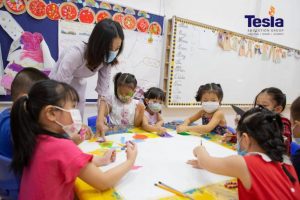 artclass 1 768x512 1 300x200