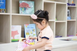 bookweek 14 768x512 1 300x200