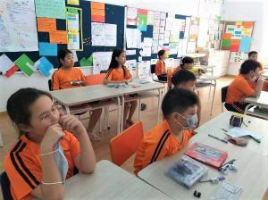 ealclasstesla2 300x224