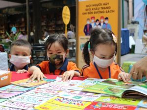 field trip duong sach 4 scaled 768x575 1 300x225