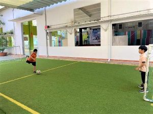 grade2studenttesla5 300x224