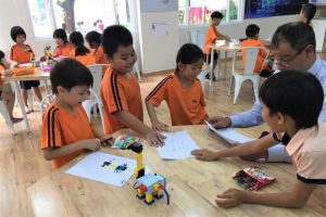 huou cao co ICT 2 scaled 768x512 1 300x200