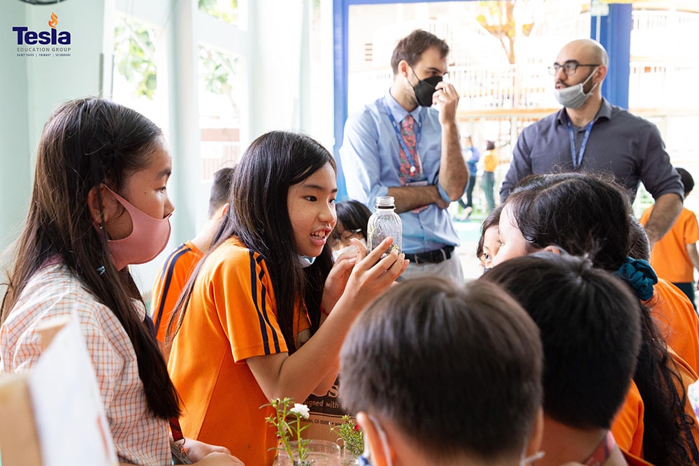 ngay khoa hoc truong quoc te tesla 3