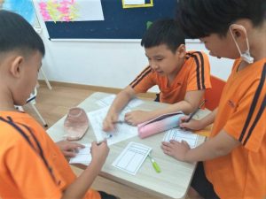 tesla primary student1 768x575 1 300x225