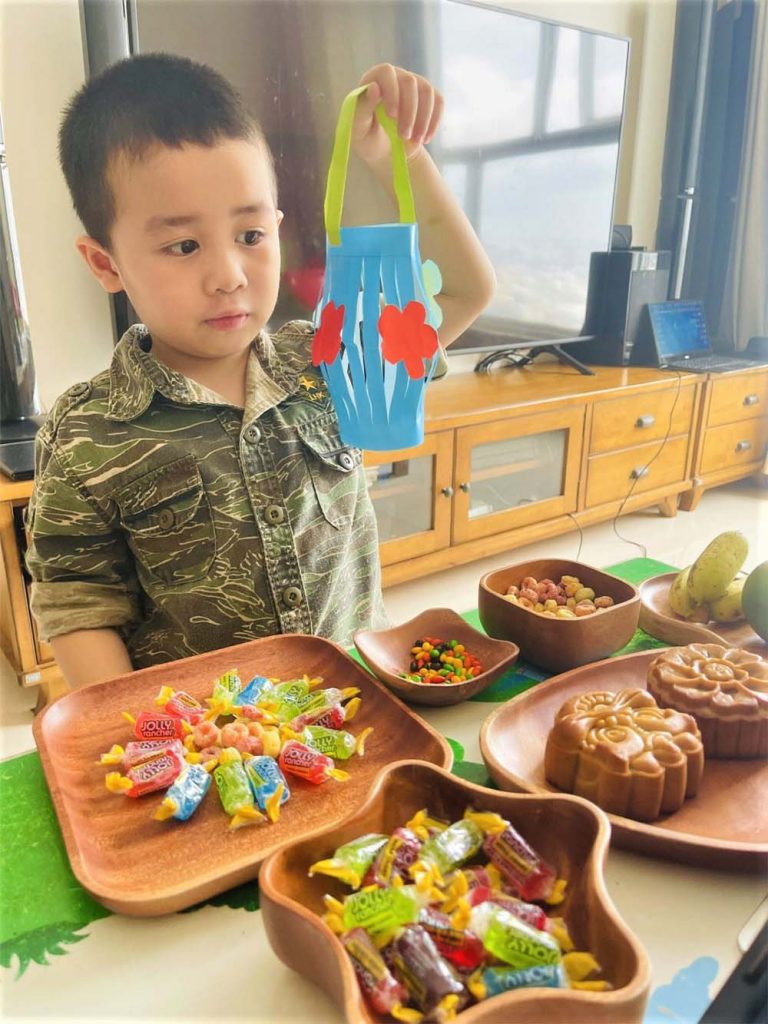 trung thu truong tesla 3 768x1024