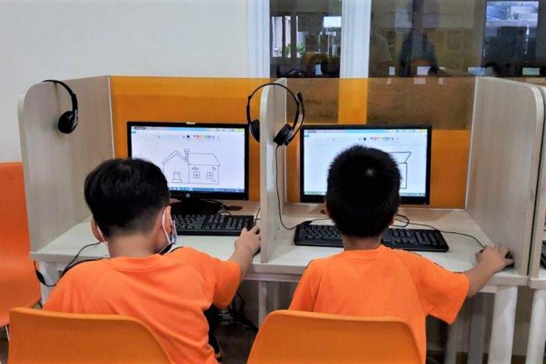 truong quoc te tesla ASA digital painting 768x512