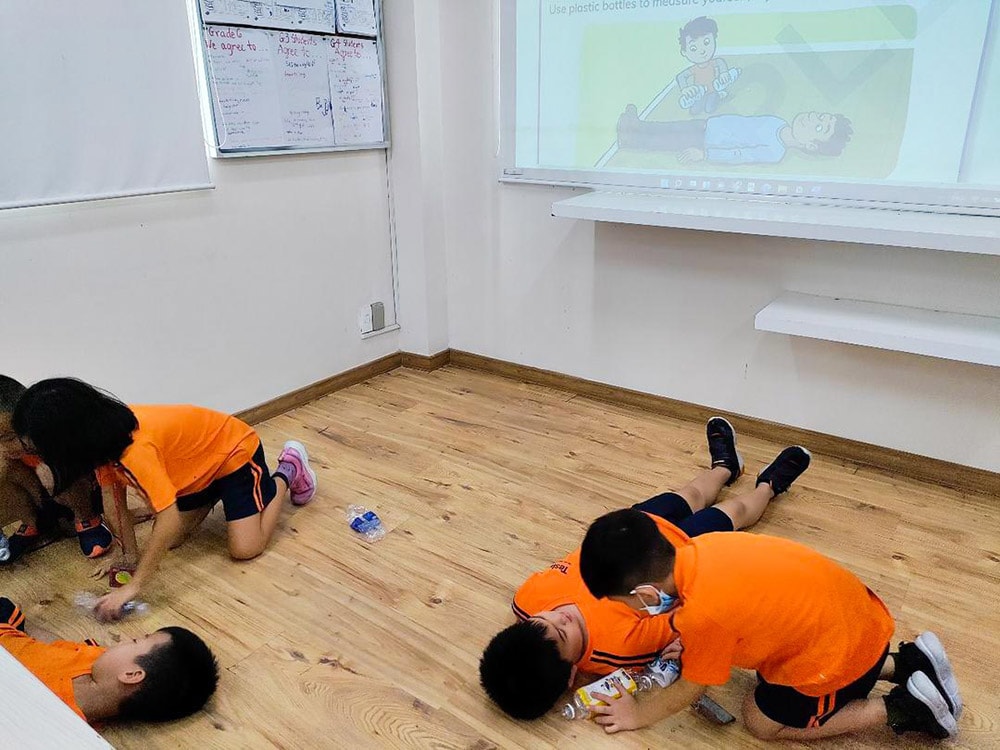 truong quoc te tesla G2 vong doi 2