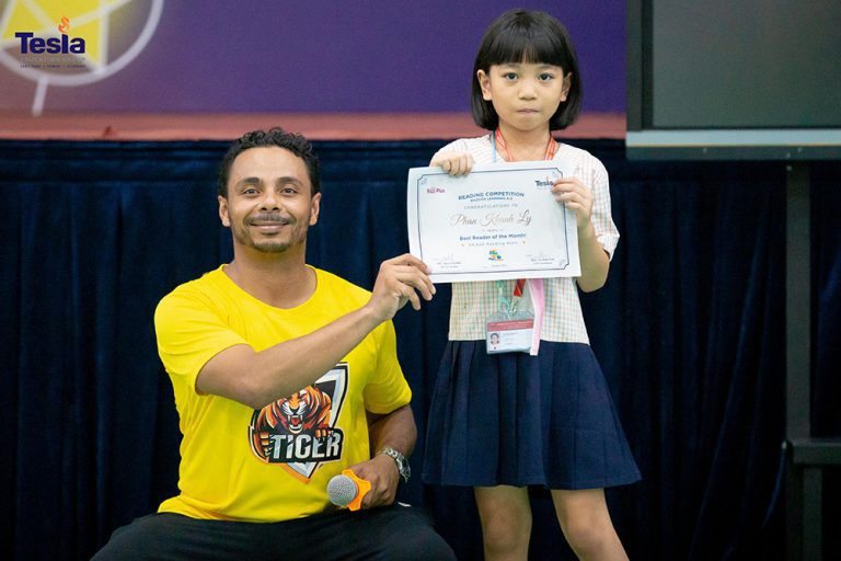 truong quoc te tesla G4 reader of the month 768x512