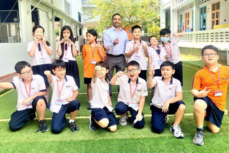 truong quoc te tesla G5 EAL 768x512