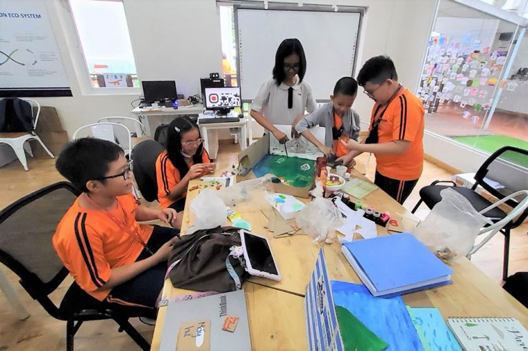 truong quoc te tesla ICT G5 Indochina countries 768x511