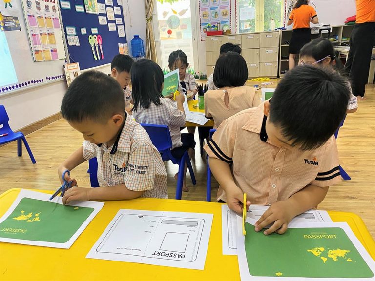 truong quoc te tesla KG lam ho chieu 1 768x576