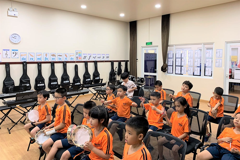 truong quoc te tesla am nhac unit3 1