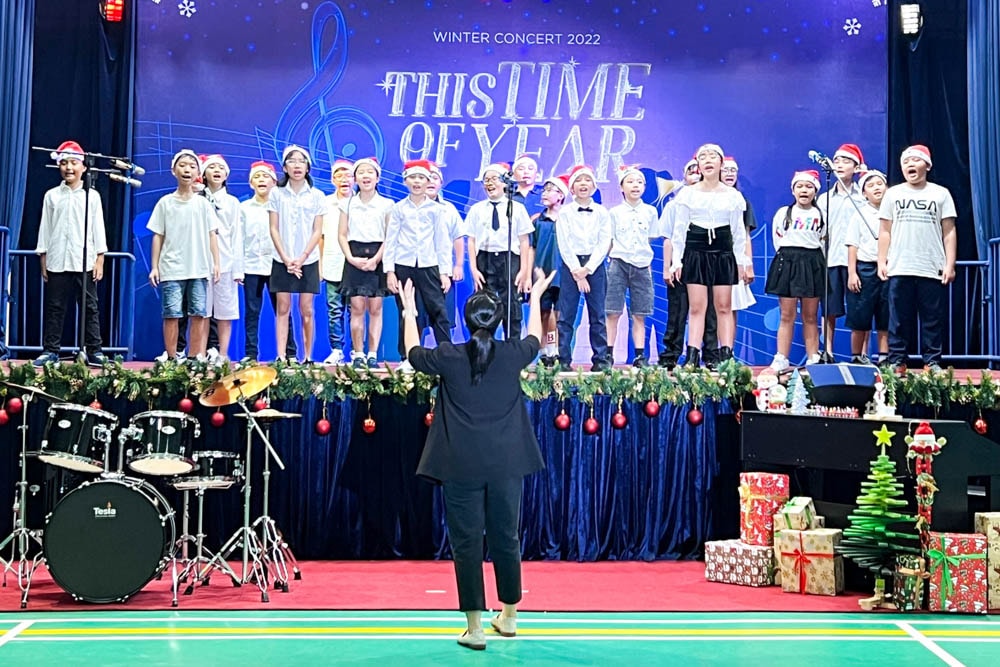 truong quoc te tesla winter concert 2022 1