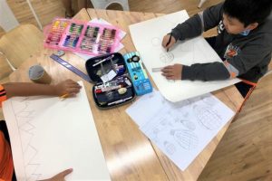 ve khinh khi cau tesla 4 768x512 1 300x200