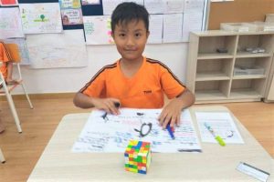 video thuc te ao 2 768x512 1 300x200