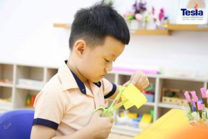 womendaytesla2 768x512 1 300x200