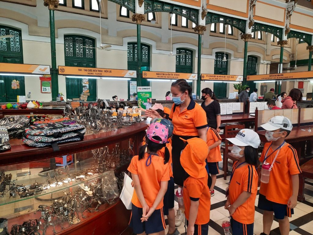 z2197544256335 c2602940df3a751dfccccfcbef7ffe9f Son Le Thi Hong 1024x768 1