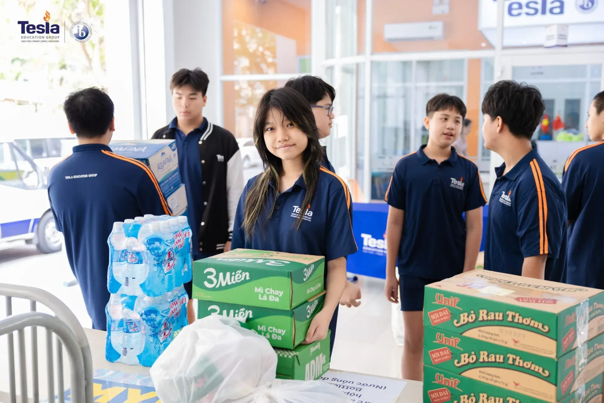 20251128 MYP students support charity 001 scaled