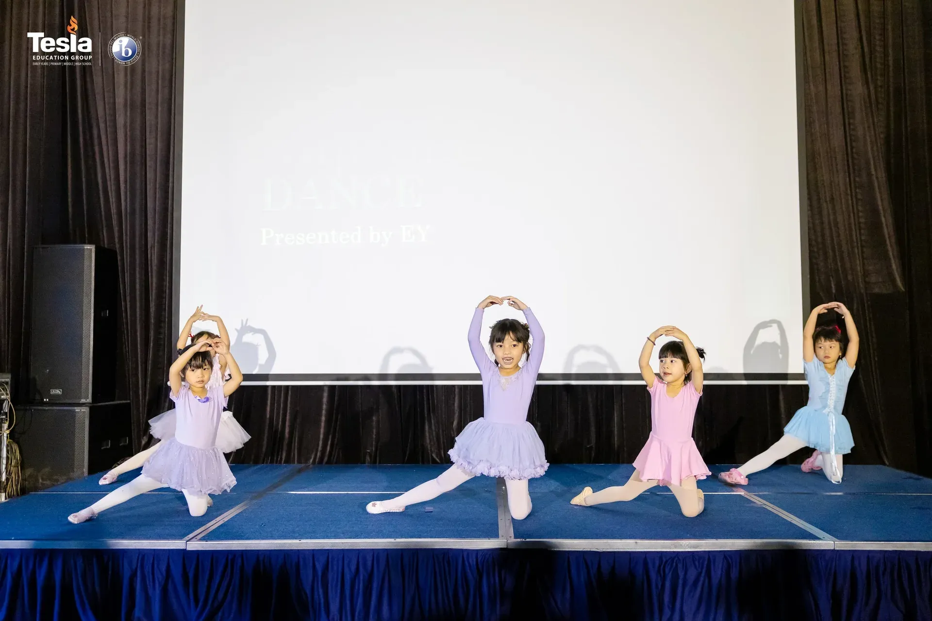 students-dancing