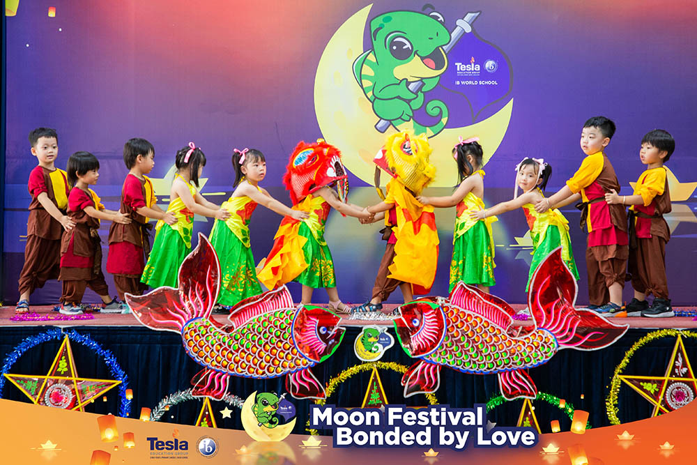 Moon festival - Bonded by love