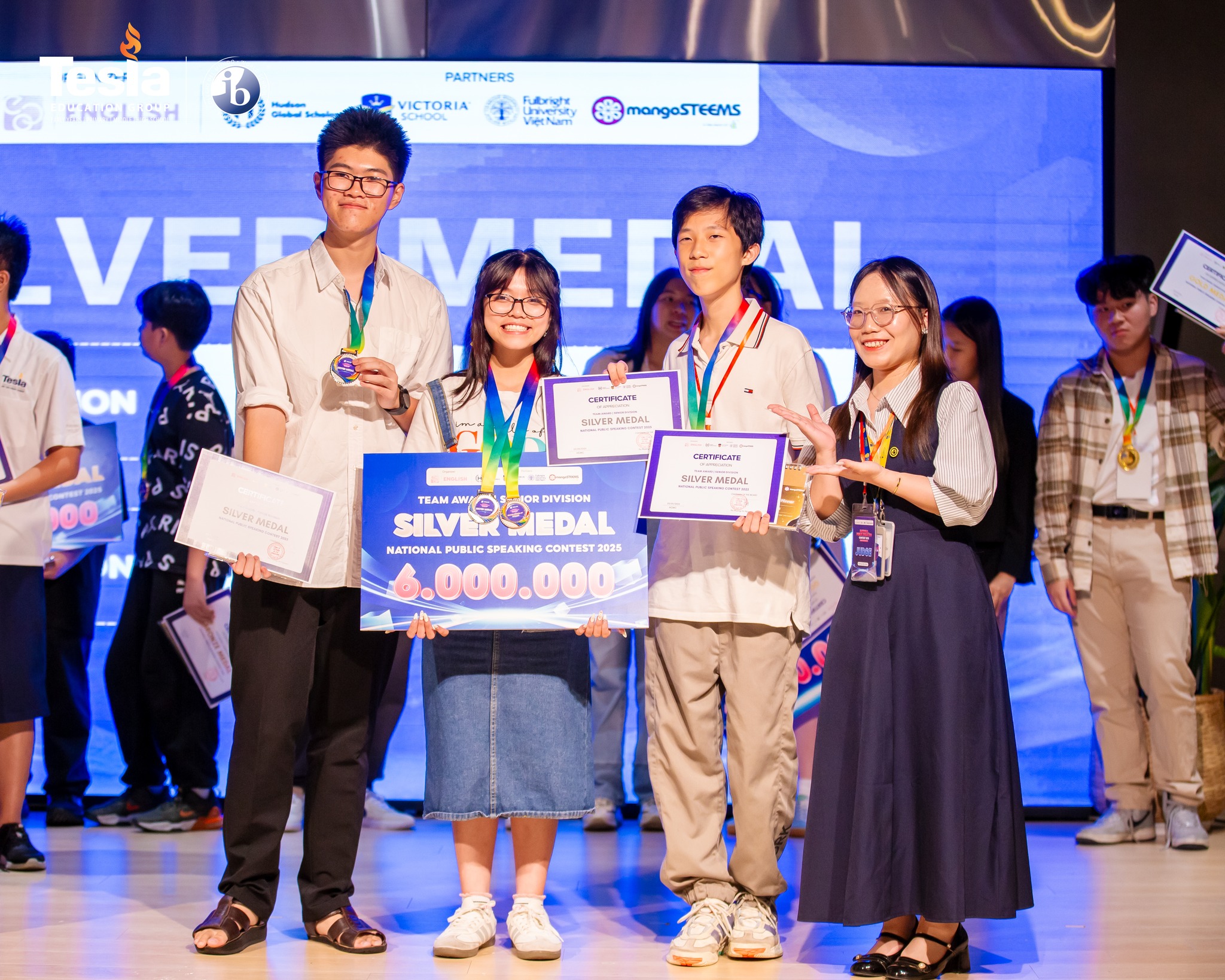Vinh Danh Các Em Học Sinh Đạt Thành Tích Xuất Sắc Tại Cuộc Thi "National Public Speaking Contest 2025"