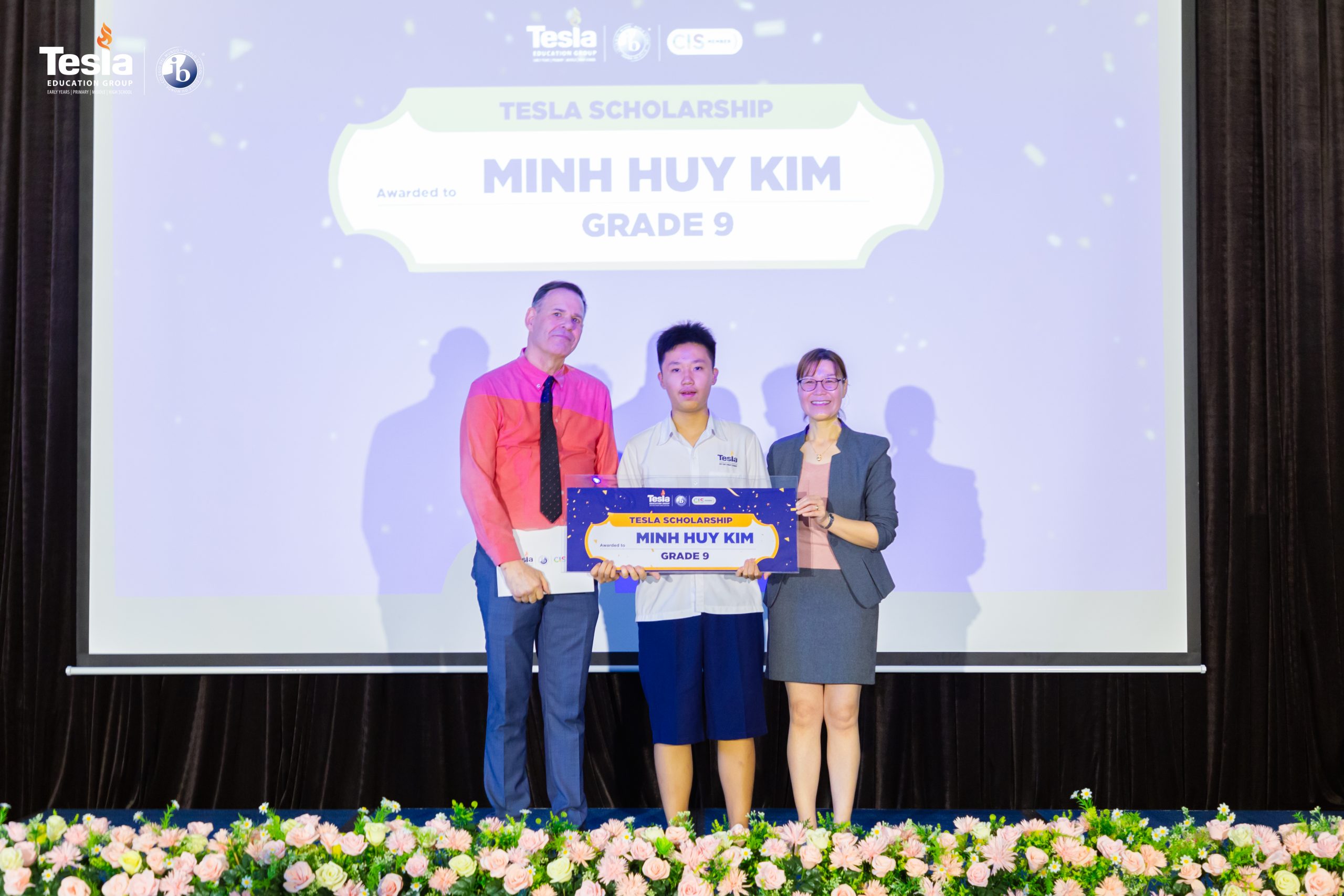 Tôn Vinh Thành Tích Xuất Sắc: Giải Thưởng Học Bổng Tesla 2025 – Truyền Cảm Hứng Tương Lai, Trao Quyền Cho Người Học
